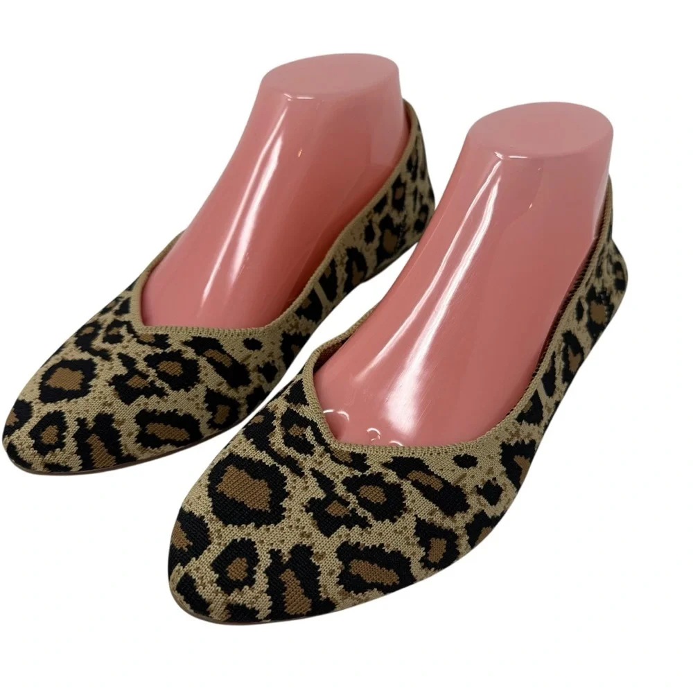 Skechers Cleo Women’s Size 9 Natural Animal Print Flats leopard print shoes